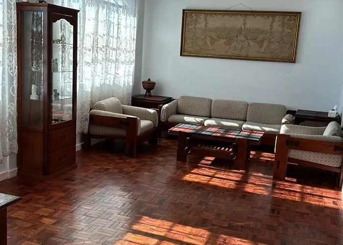 Tropical House Holiday home Manila